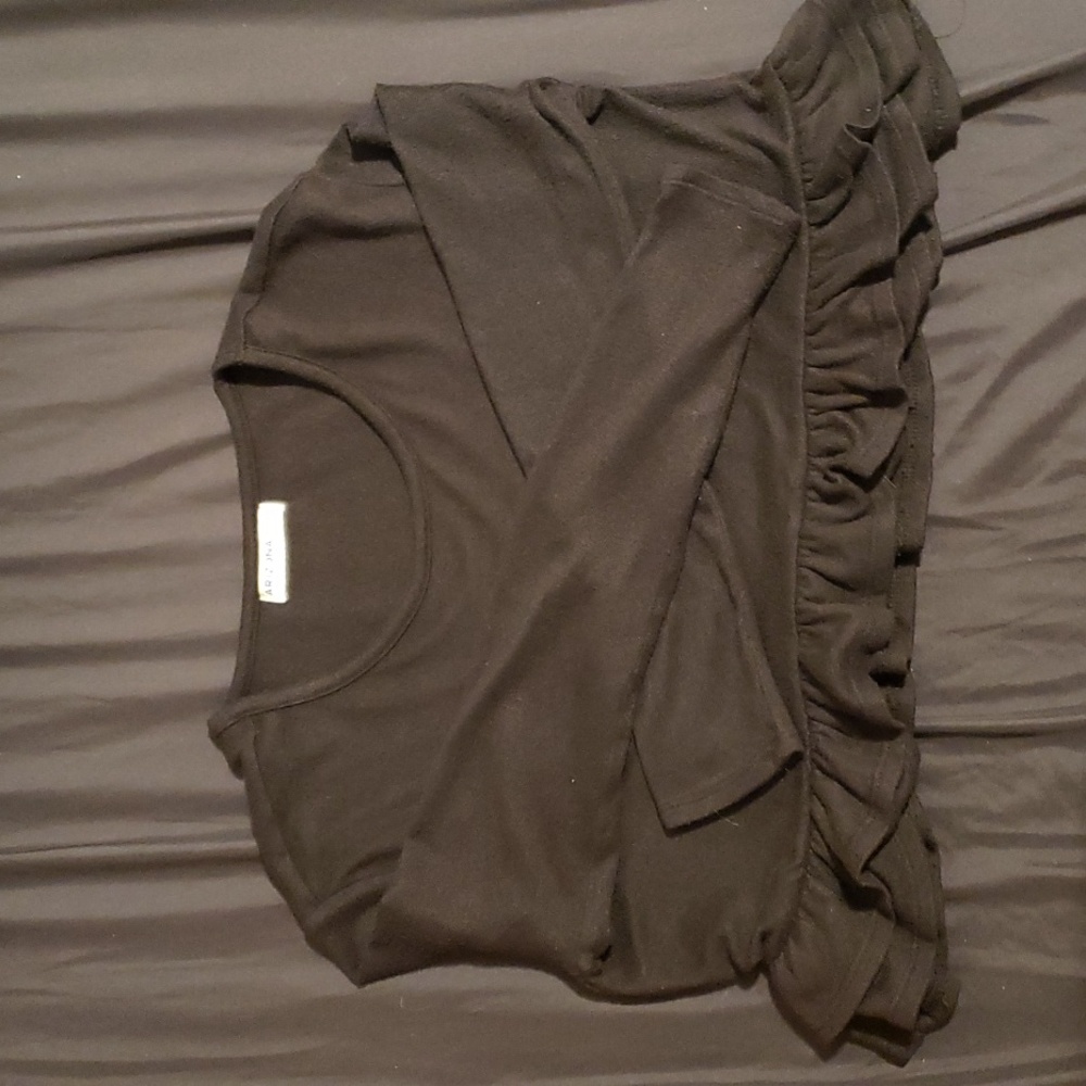 Black crop top with long sleeves very soft and warm.